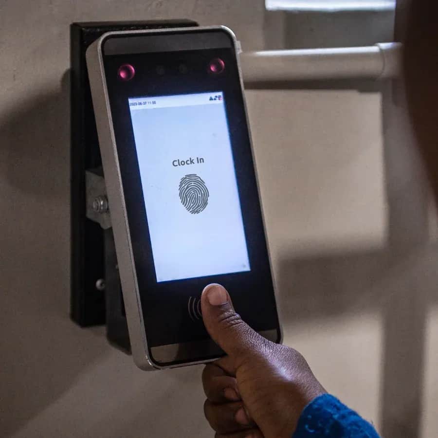 fingerprint clocking in scanner