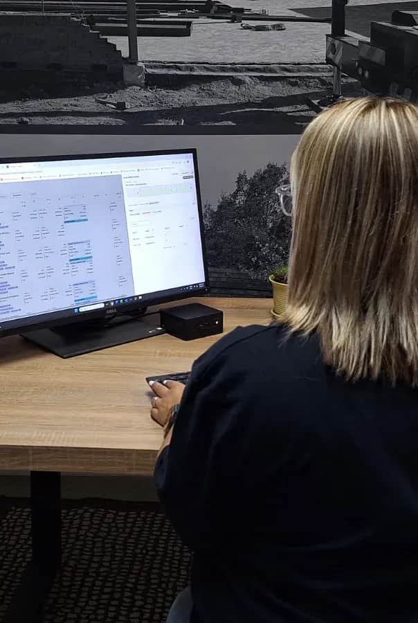desktop working on payroll